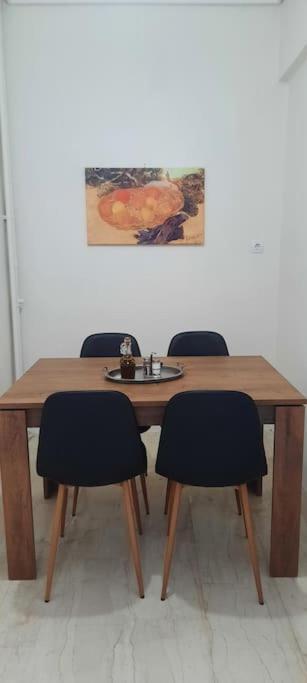 Comfort Apartment In The City カラマタ エクステリア 写真