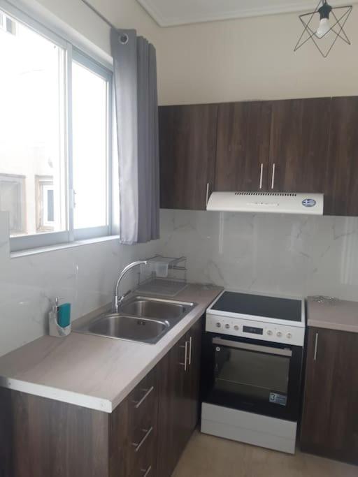 Comfort Apartment In The City カラマタ エクステリア 写真